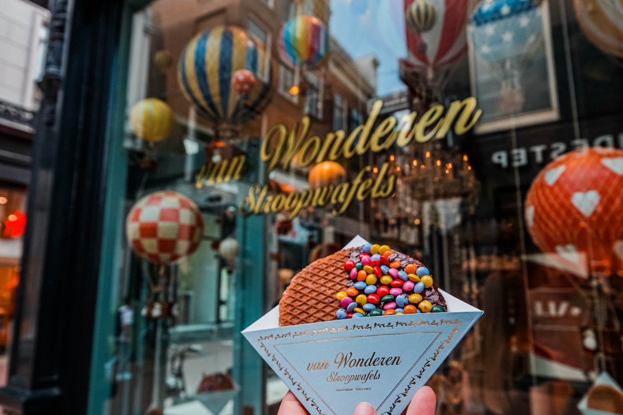 Van Wonderen Stroopwafels, the magical stroopwafel shop in Amsterdam!